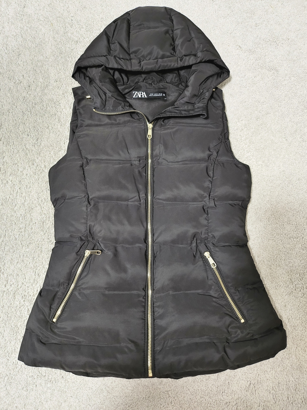 Zara Black Hooded Puffer Vest